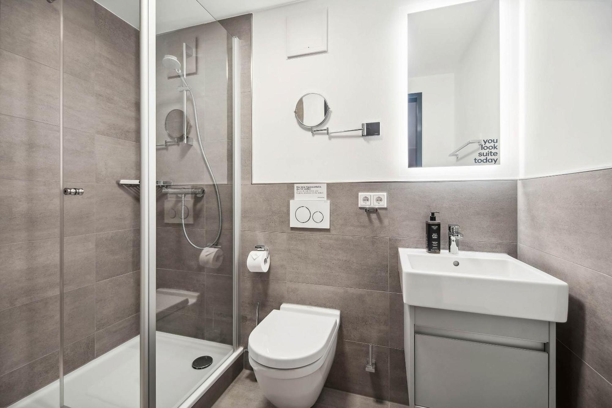 Limehome Kassel Wilhelmsstrasse エクステリア 写真