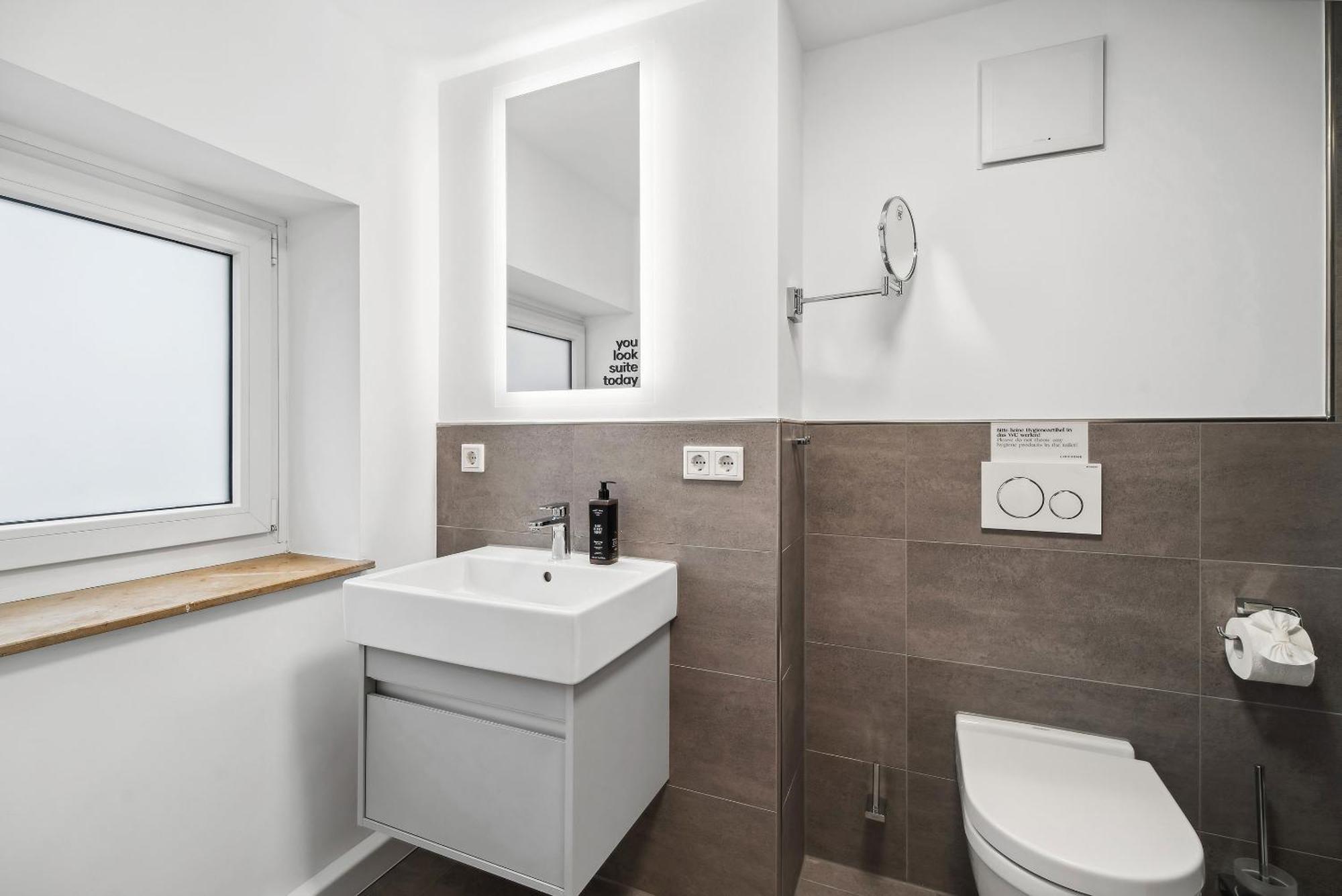 Limehome Kassel Wilhelmsstrasse エクステリア 写真